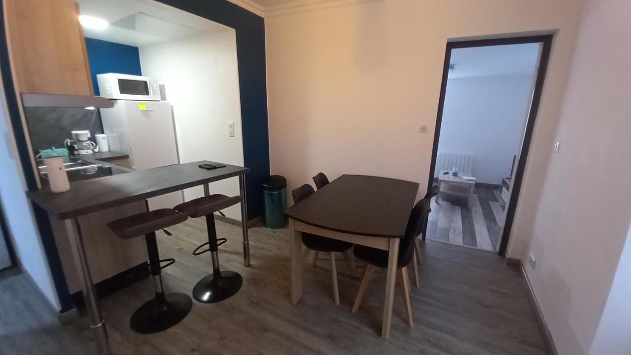 Saint-Flour Appartement Au Coeur De La Ville Ngoại thất bức ảnh